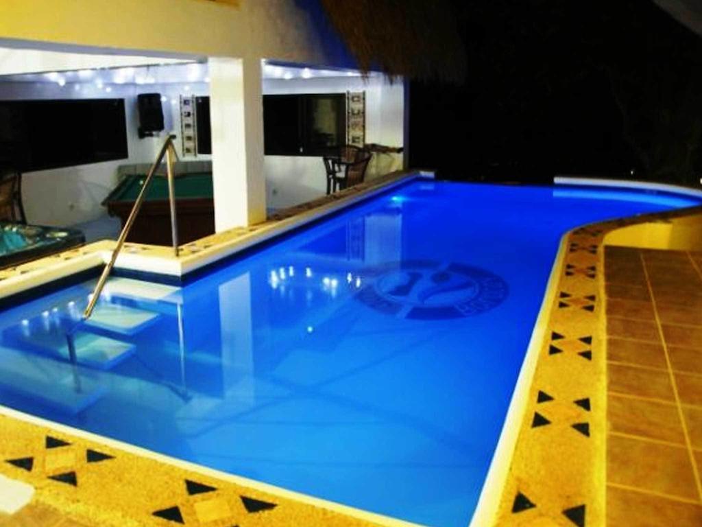 Hotel Jayjays Club Boracay à Balabag  Extérieur photo
