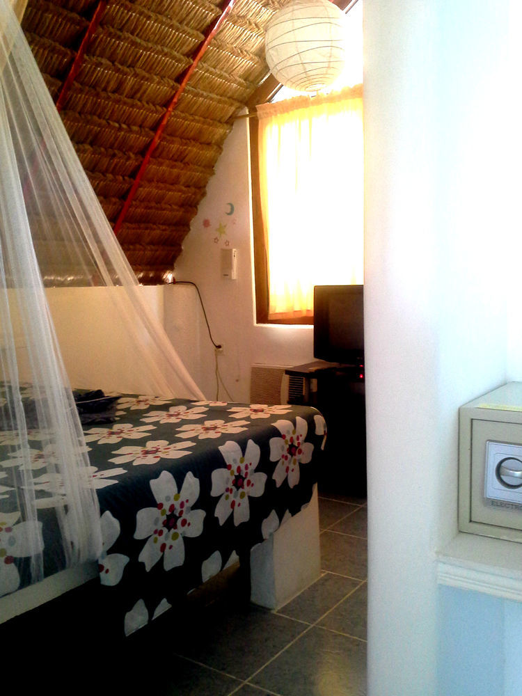 Hotel Jayjays Club Boracay à Balabag  Extérieur photo