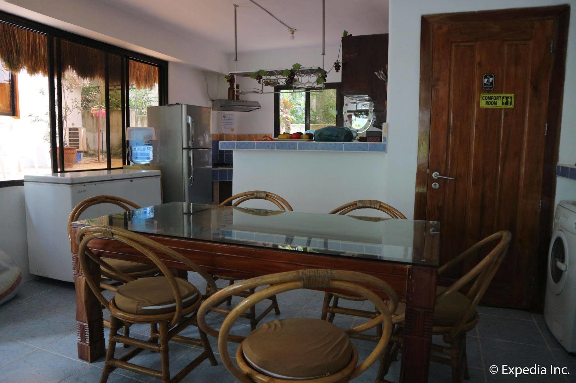 Hotel Jayjays Club Boracay à Balabag  Extérieur photo